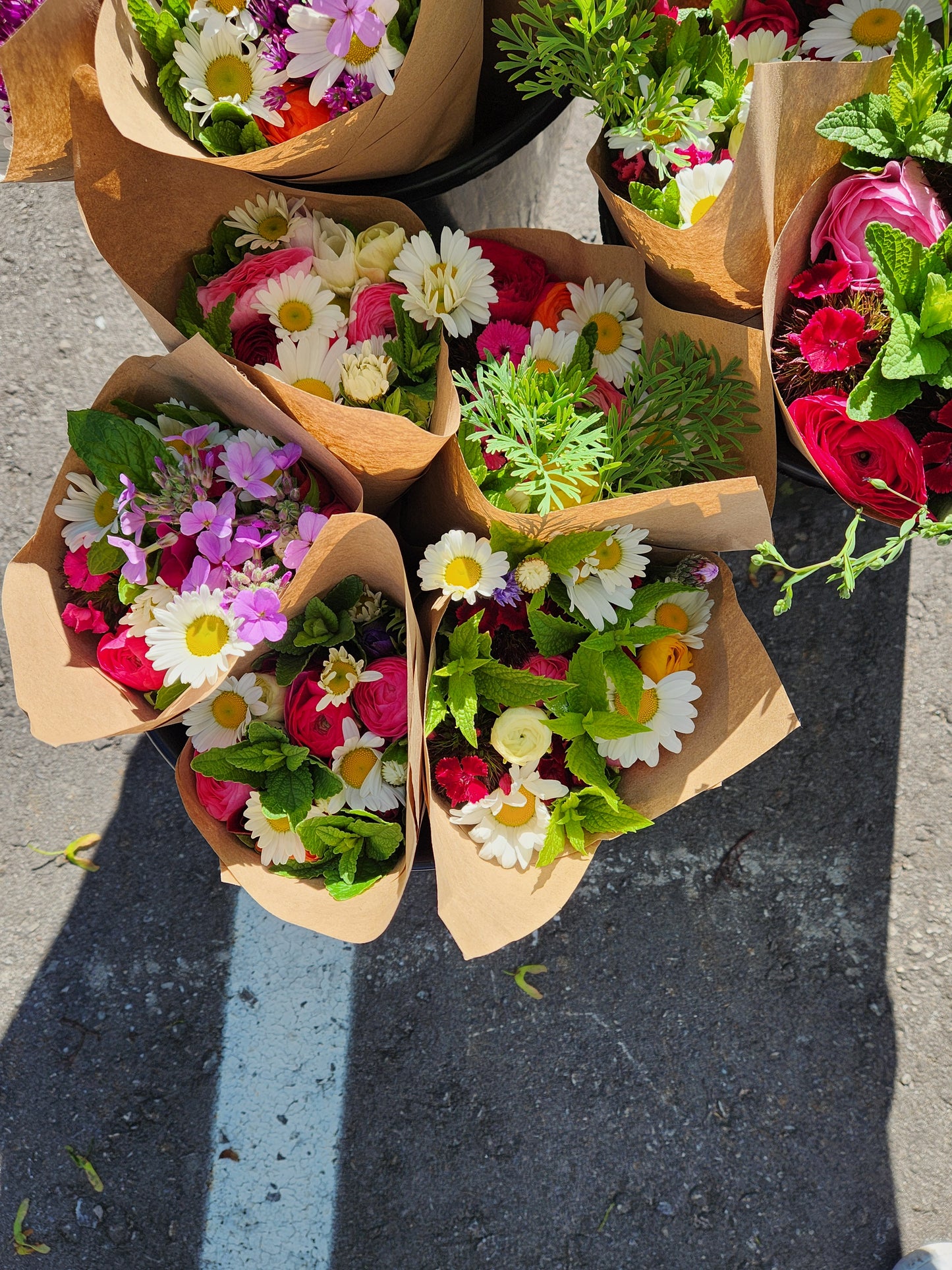 Medium mixed bouquet